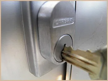 Elite Locksmith Services Jackson Heights, NY 718-673-6783 - 10-commercial-lockouts